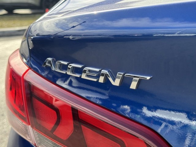 Used 2022 Hyundai Accent SE image 9