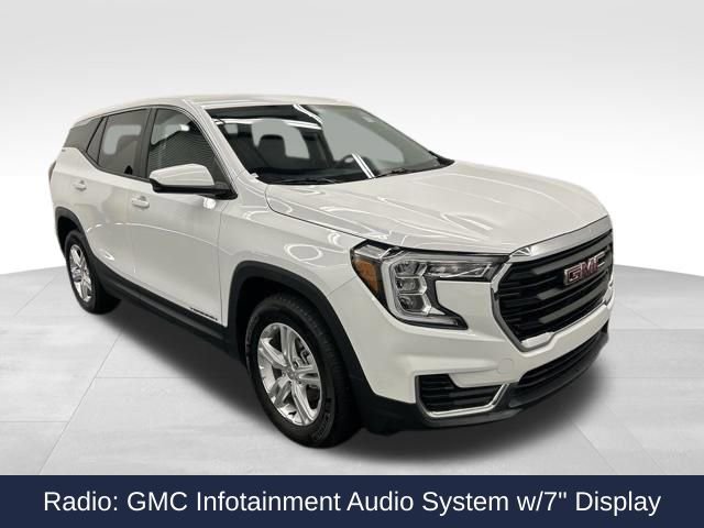 Used 2024 GMC Terrain SLE image 2