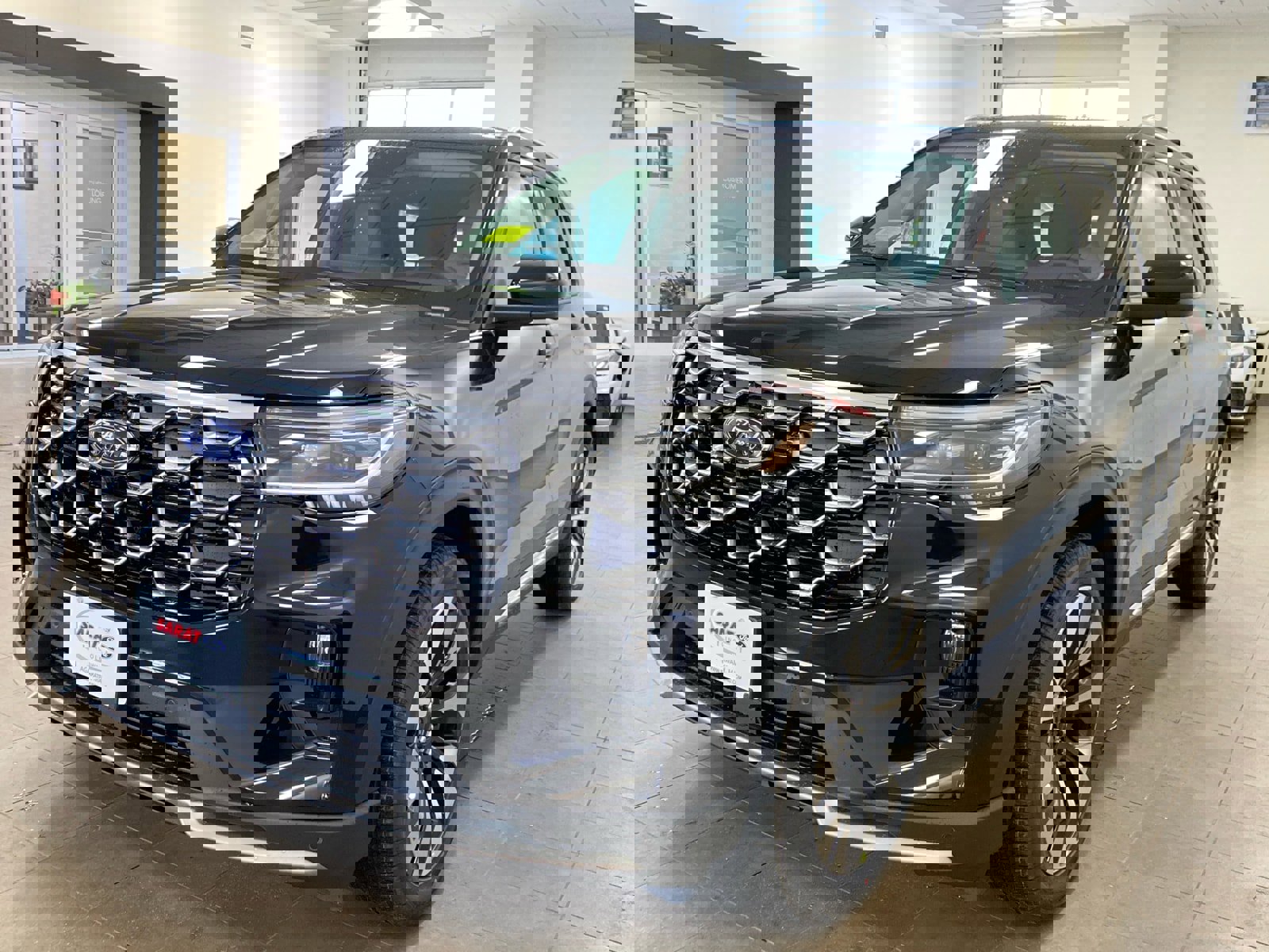 New 2026 Ford Explorer Platinum image 11