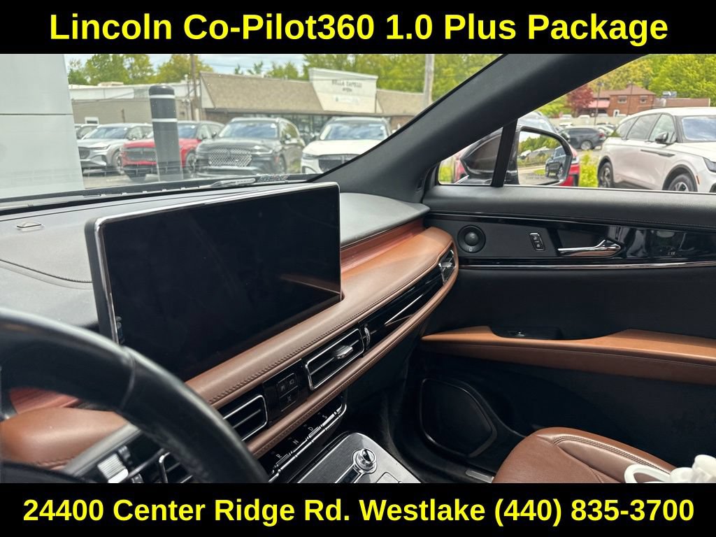 Used 2022 Lincoln Nautilus Reserve AWD/4WD image 14
