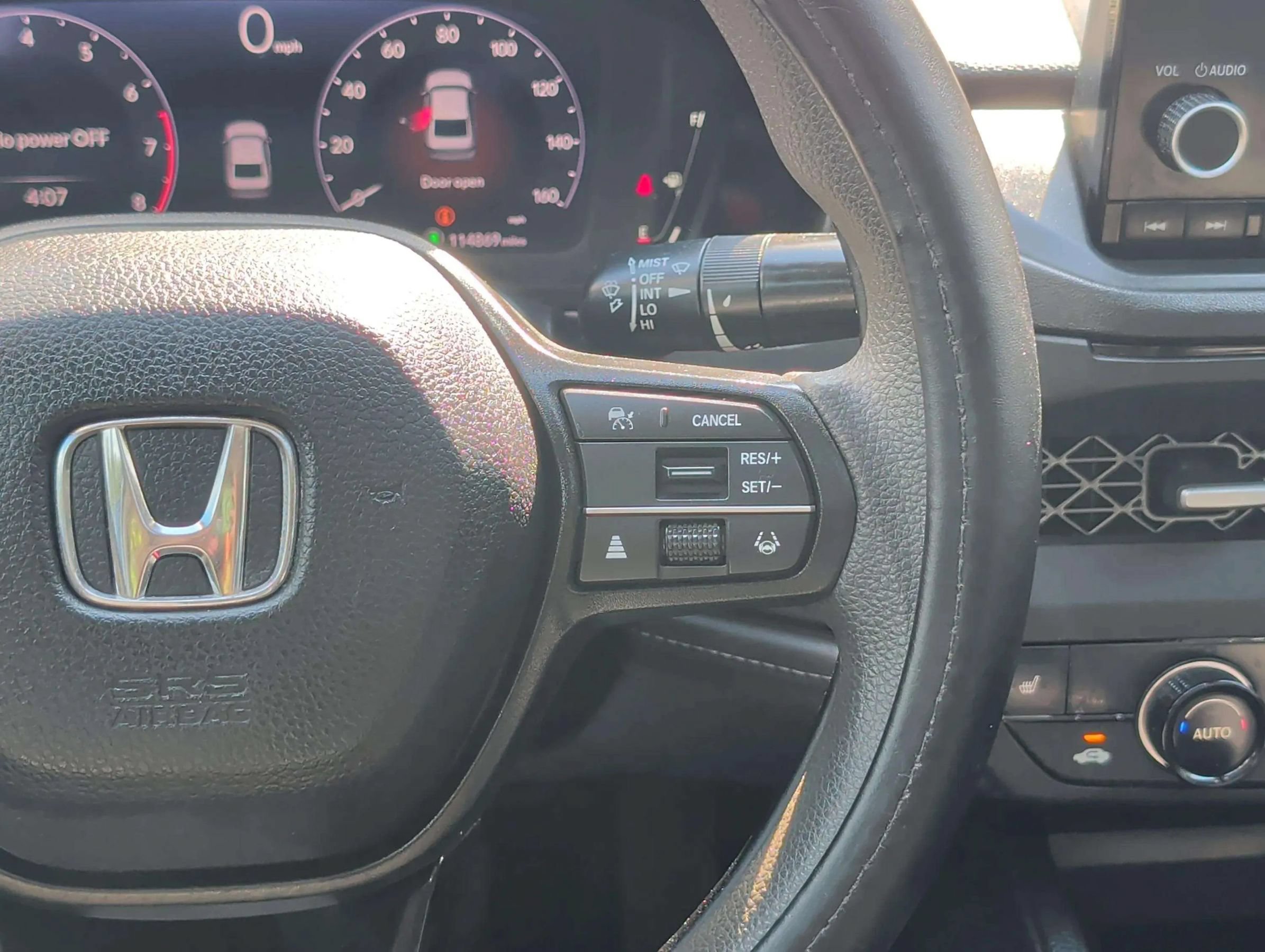 Used 2023 Honda Accord EX image 25
