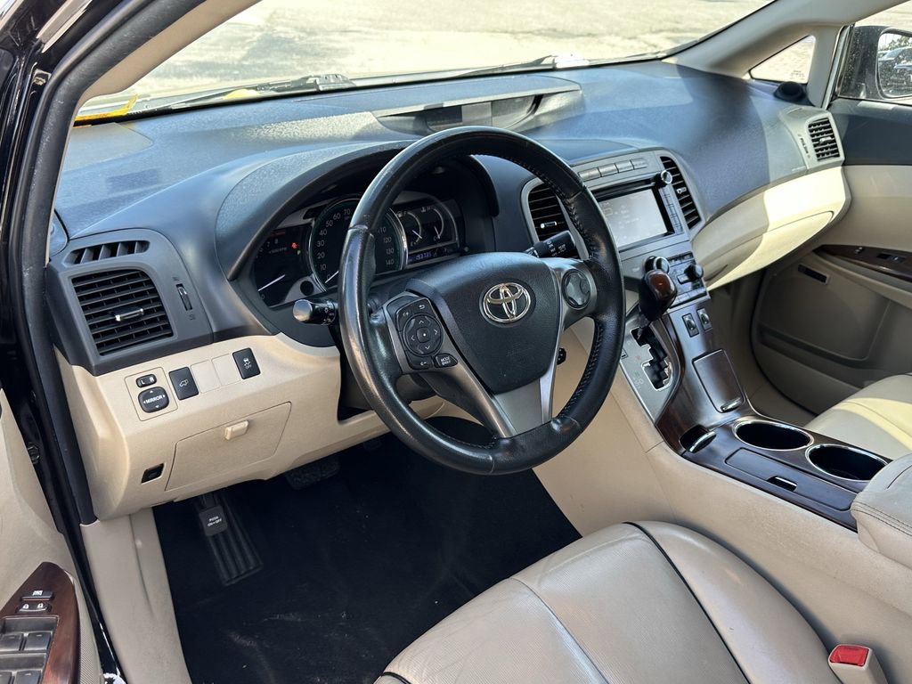 Used 2013 Toyota Venza XLE w/ XLE Premium Pkg image 17