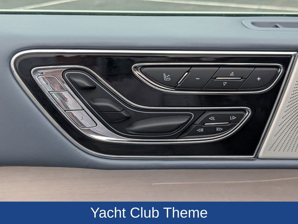 Used 2021 Lincoln Navigator L Black Label w/ Cargo Convenience Package image 12