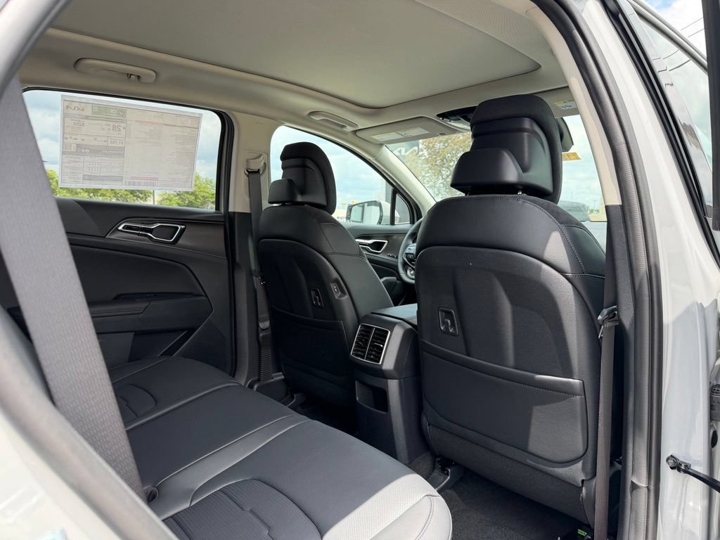 New 2026 Kia Sportage SX FWD image 30
