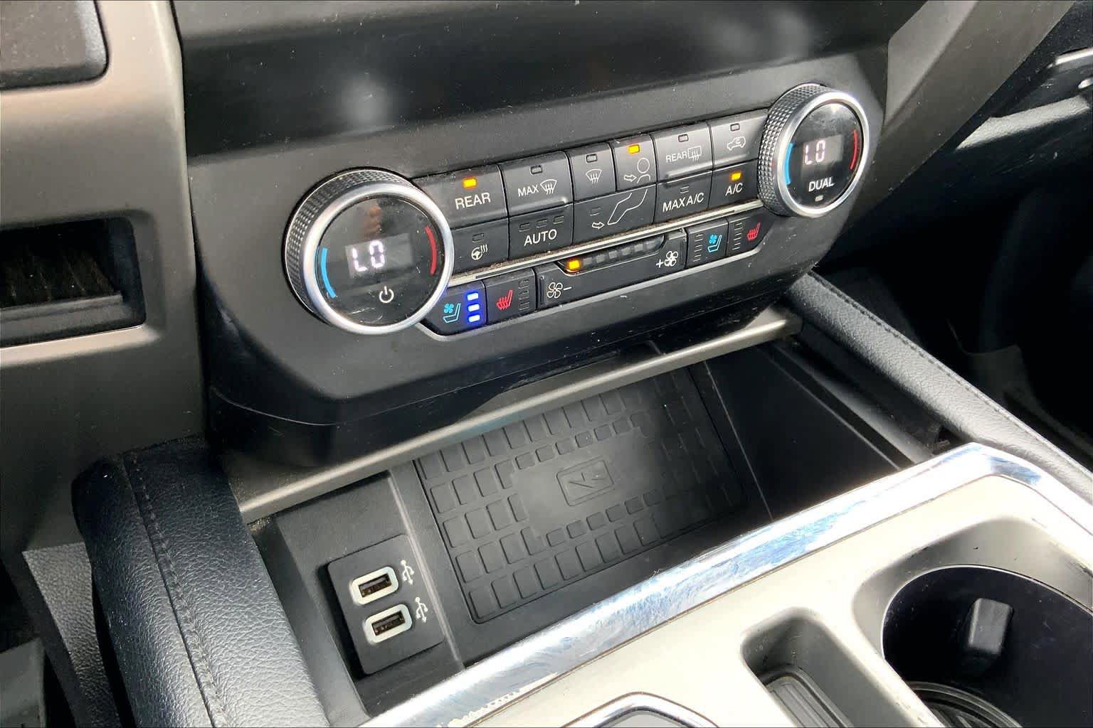 Used 2019 Ford Expedition Max XLT w/ Equipment Group 202A RWD image 33