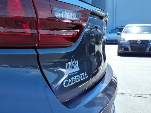 Used 2018 Kia Cadenza Premium w/ Paint Protection Package FWD image 32