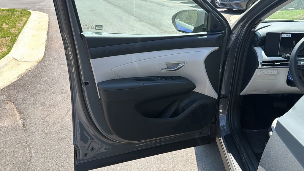 New 2026 Hyundai Tucson SEL image 11