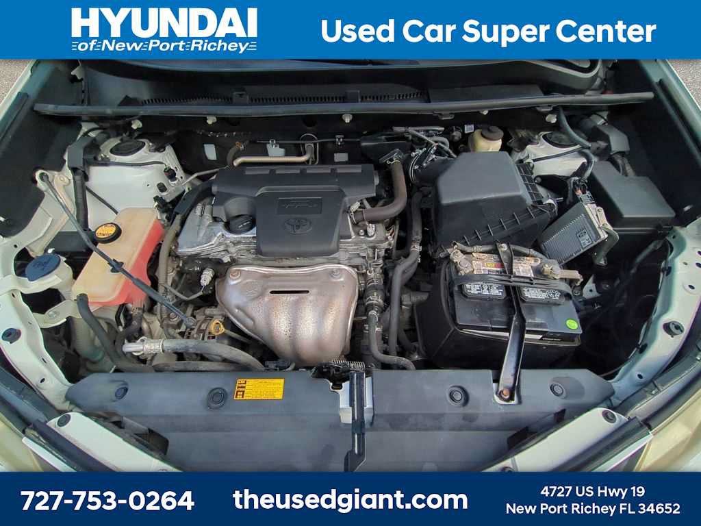 Used 2014 Toyota RAV4 LE AWD/4WD image 13