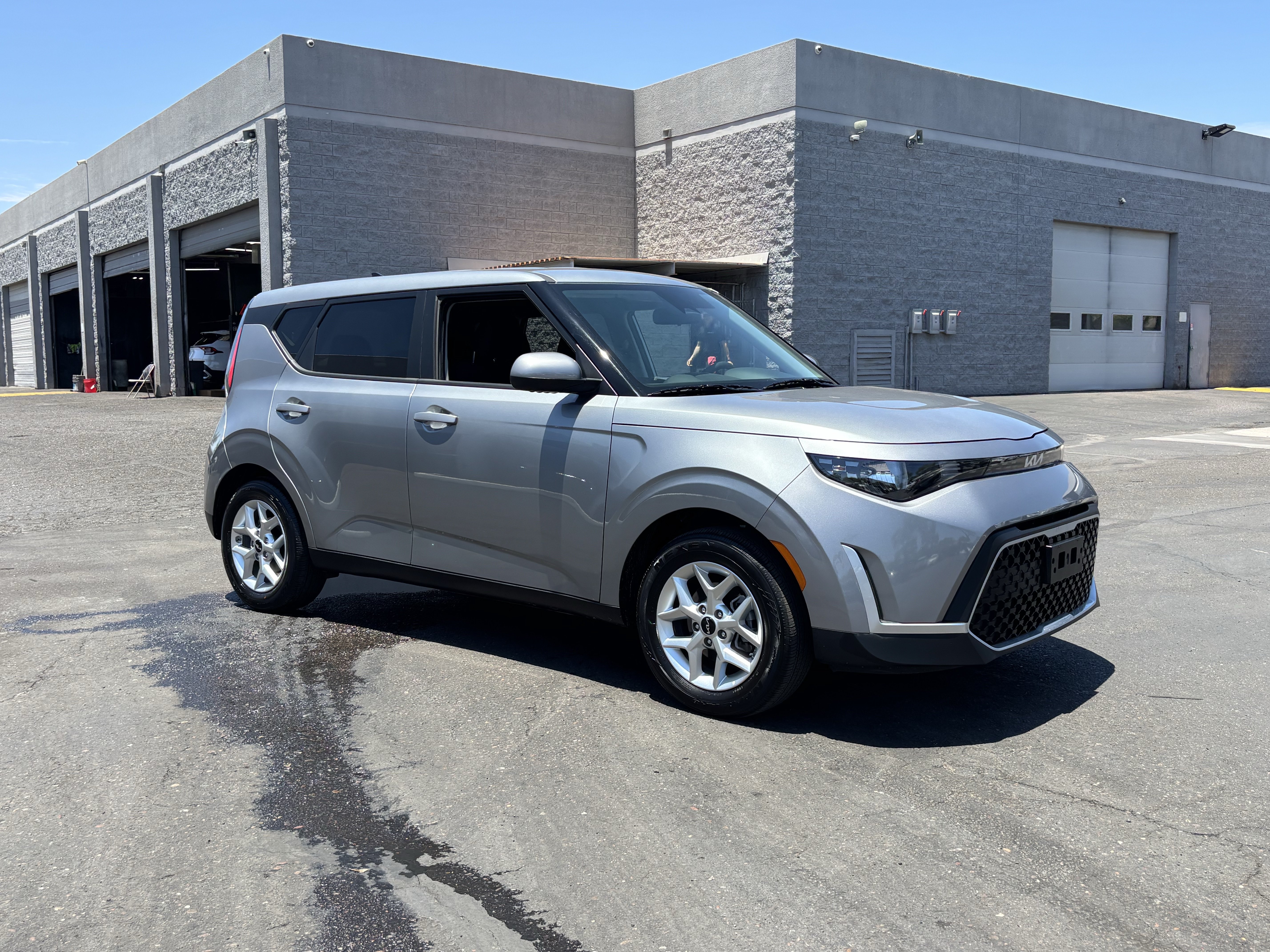 Certified 2025 Kia Soul LX w/ LX Technology Package FWD image 31