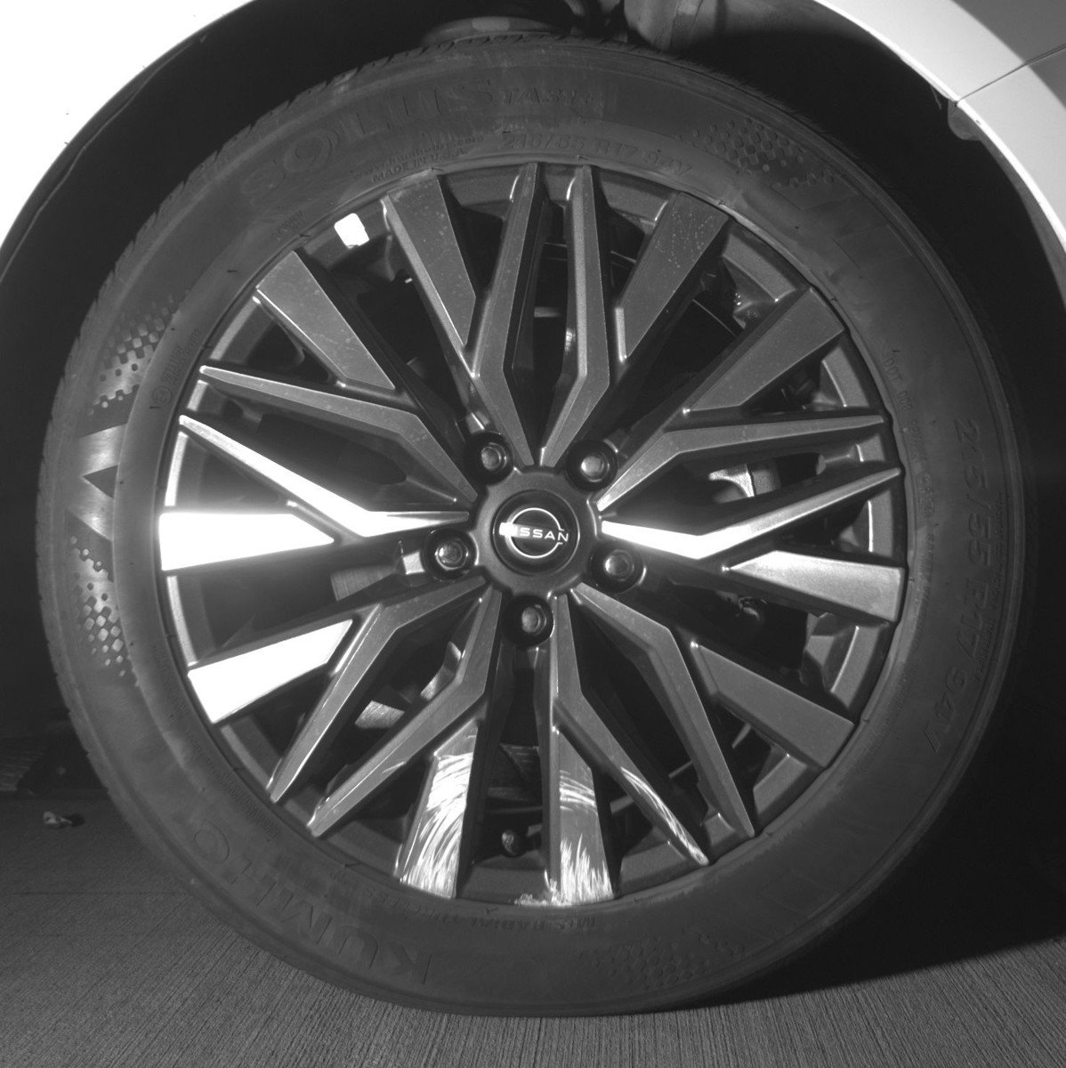 Used 2025 Nissan Altima 2.5 SV image 13