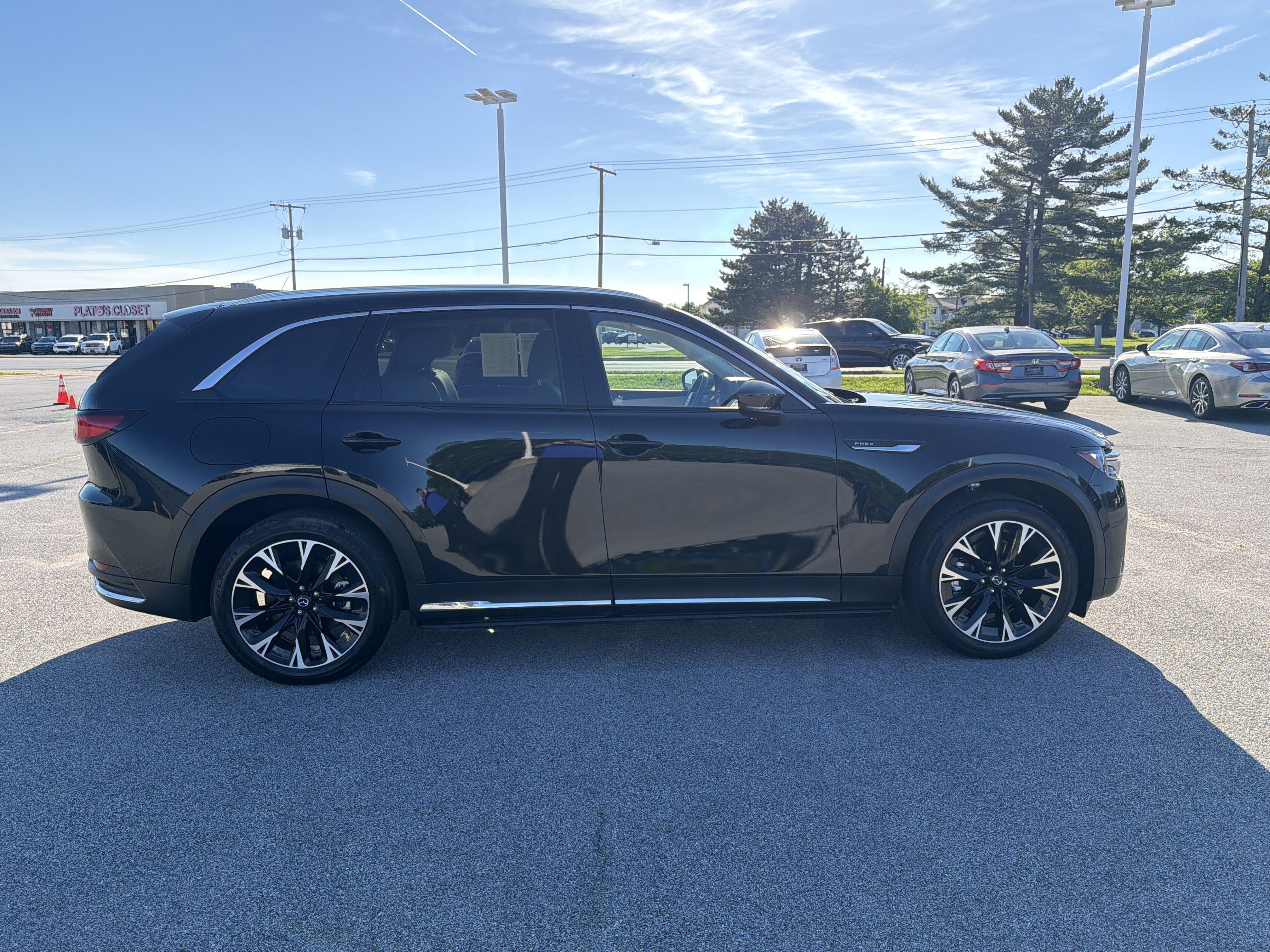 Certified 2026 MAZDA CX-90 Plug-In Hybrid w/ Premium Plus AWD/4WD image 2
