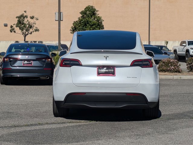 Used 2024 Tesla Model Y Long Range image 7