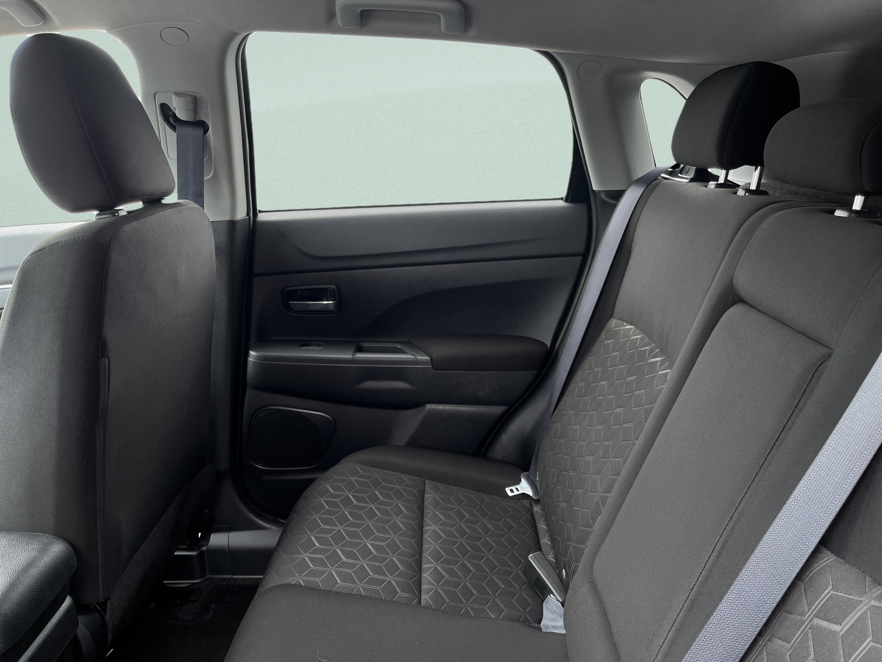 Used 2022 Mitsubishi Outlander Sport ES FWD image 21