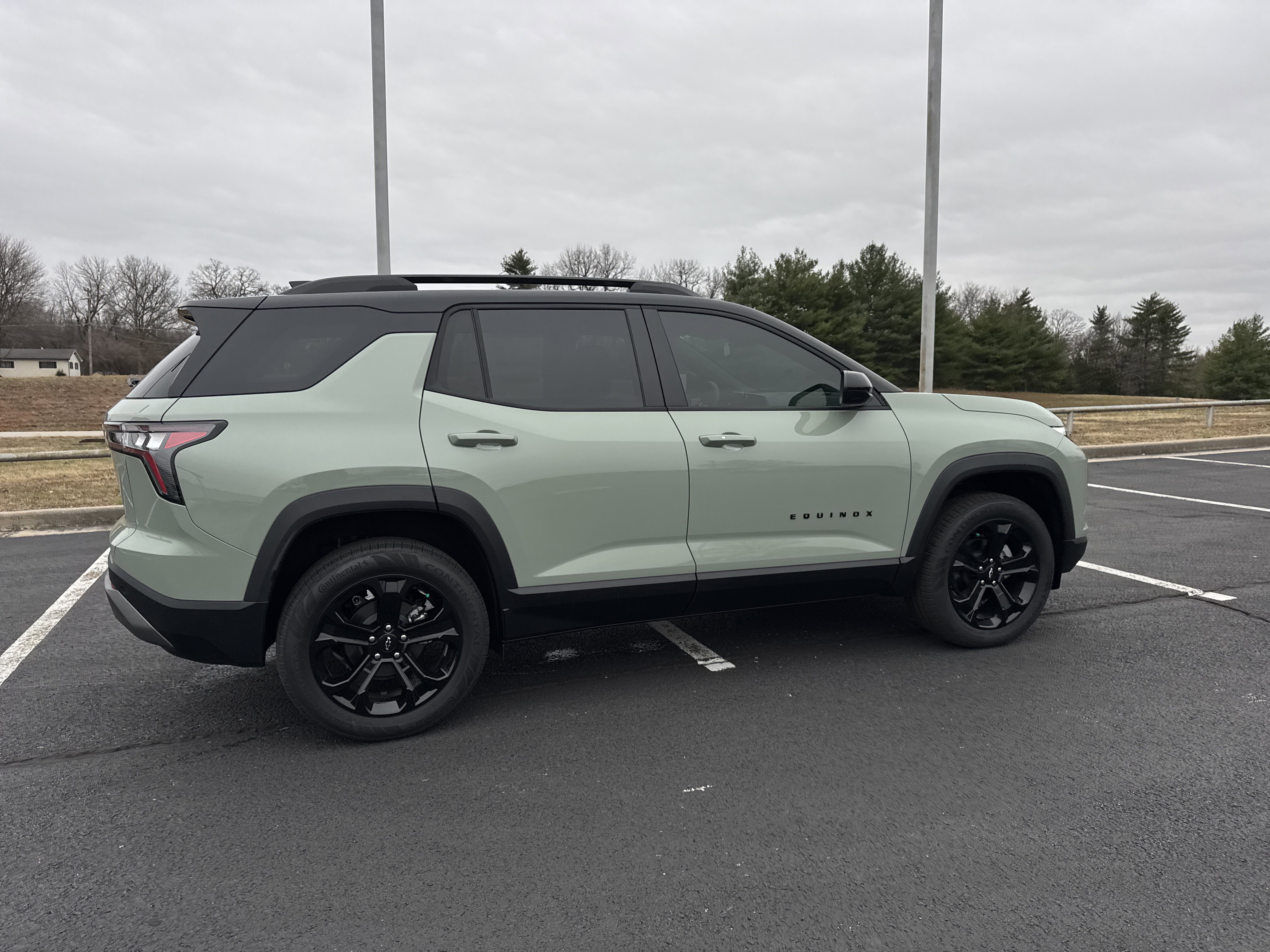New 2026 Chevrolet Equinox LT w/ Convenience Package II image 3