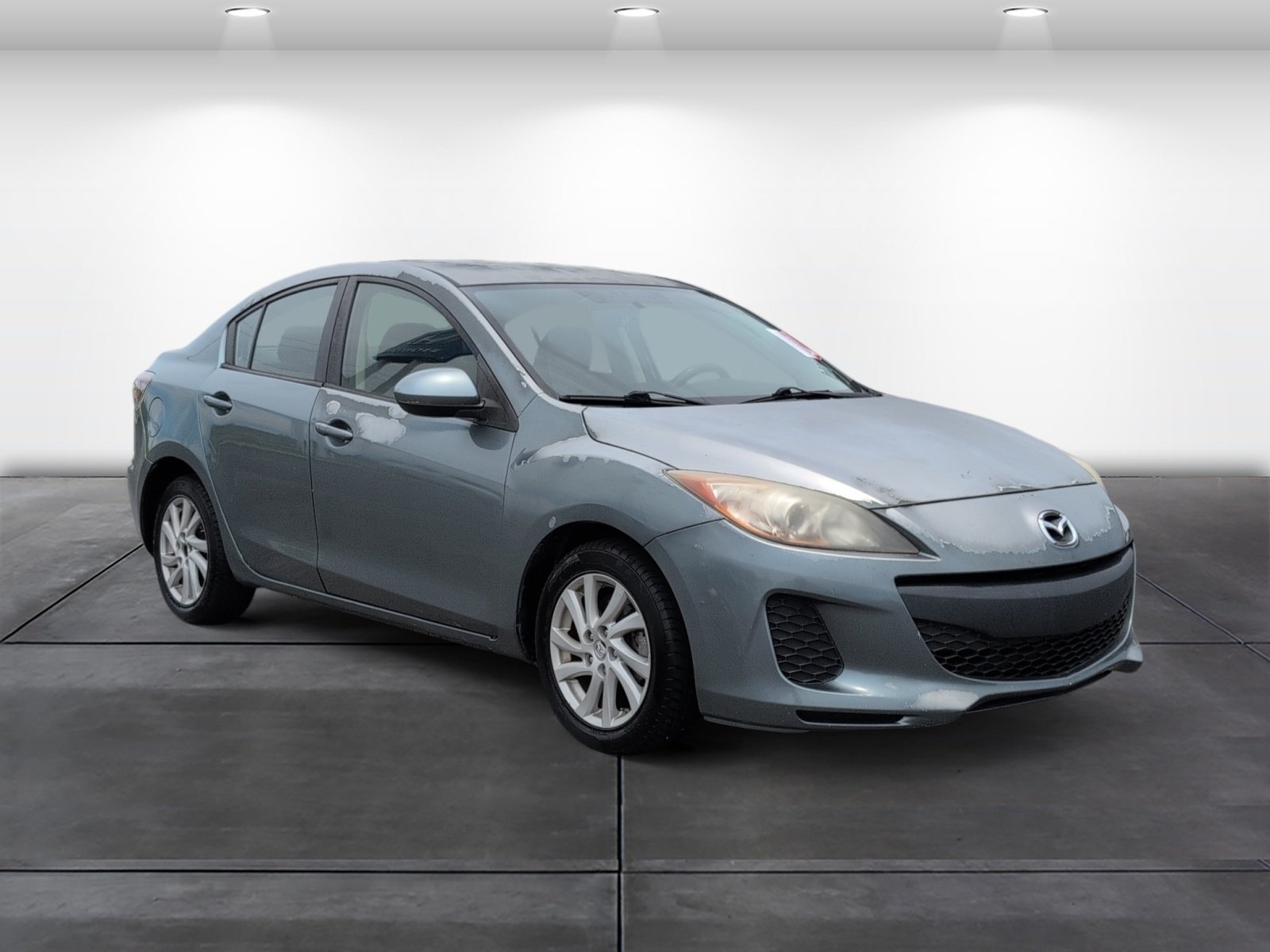 Used 2013 MAZDA MAZDA3 i SV FWD image 2