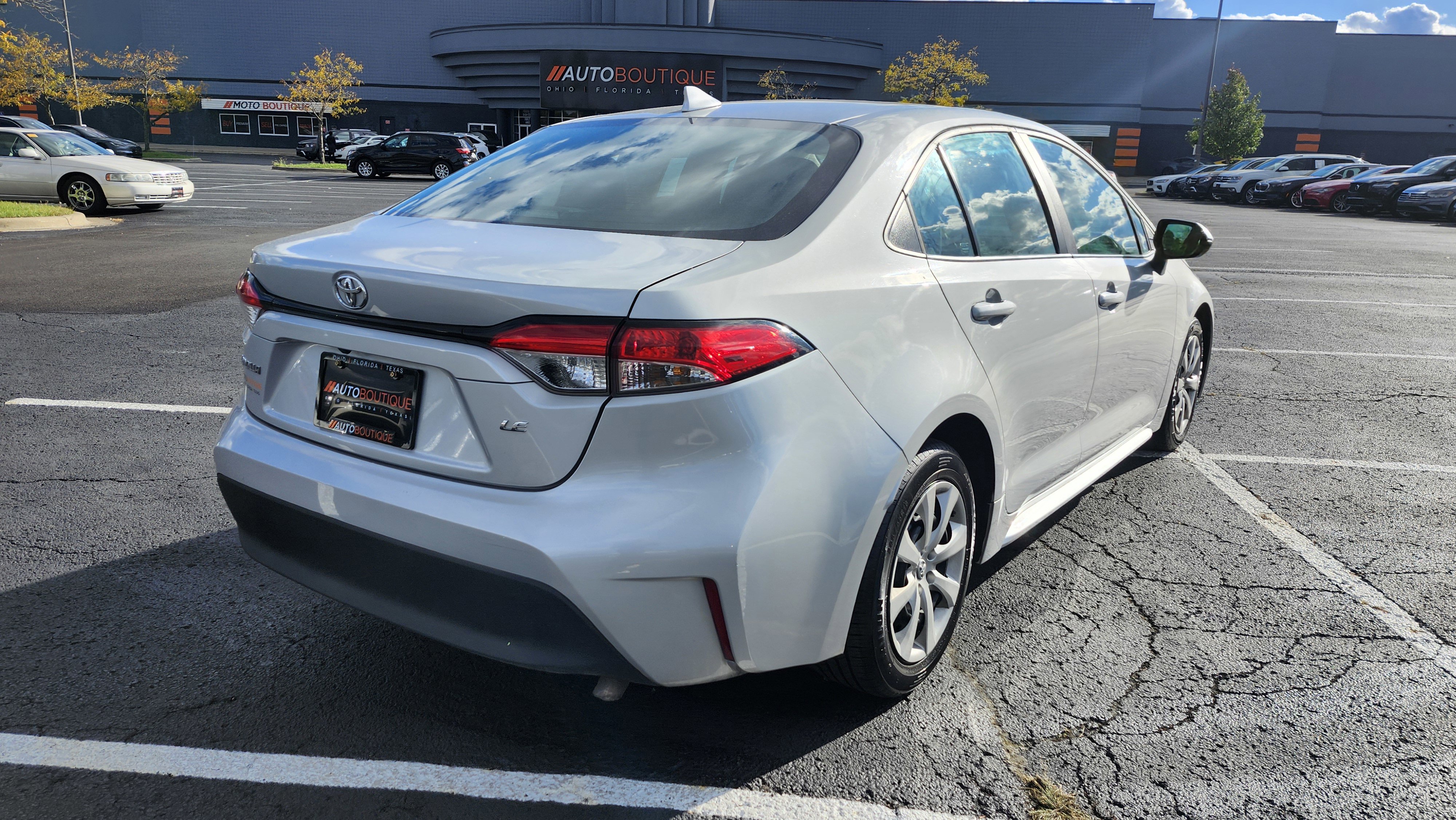 Used 2023 Toyota Corolla LE image 10