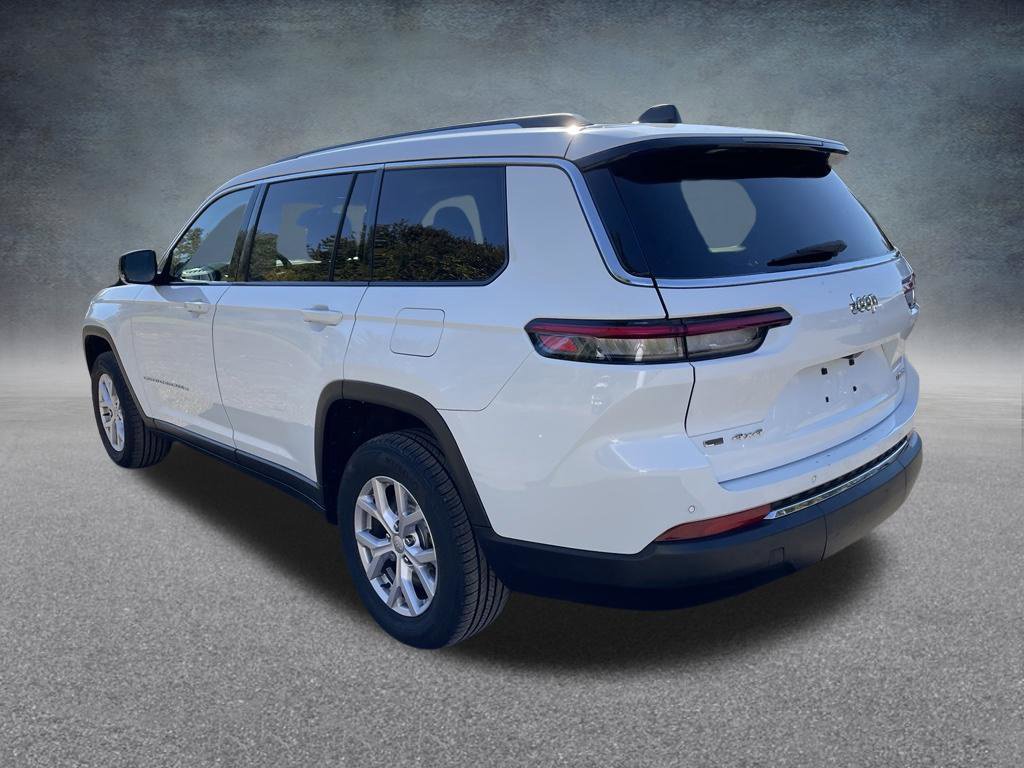 Used 2022 Jeep Grand Cherokee L Limited AWD/4WD image 8