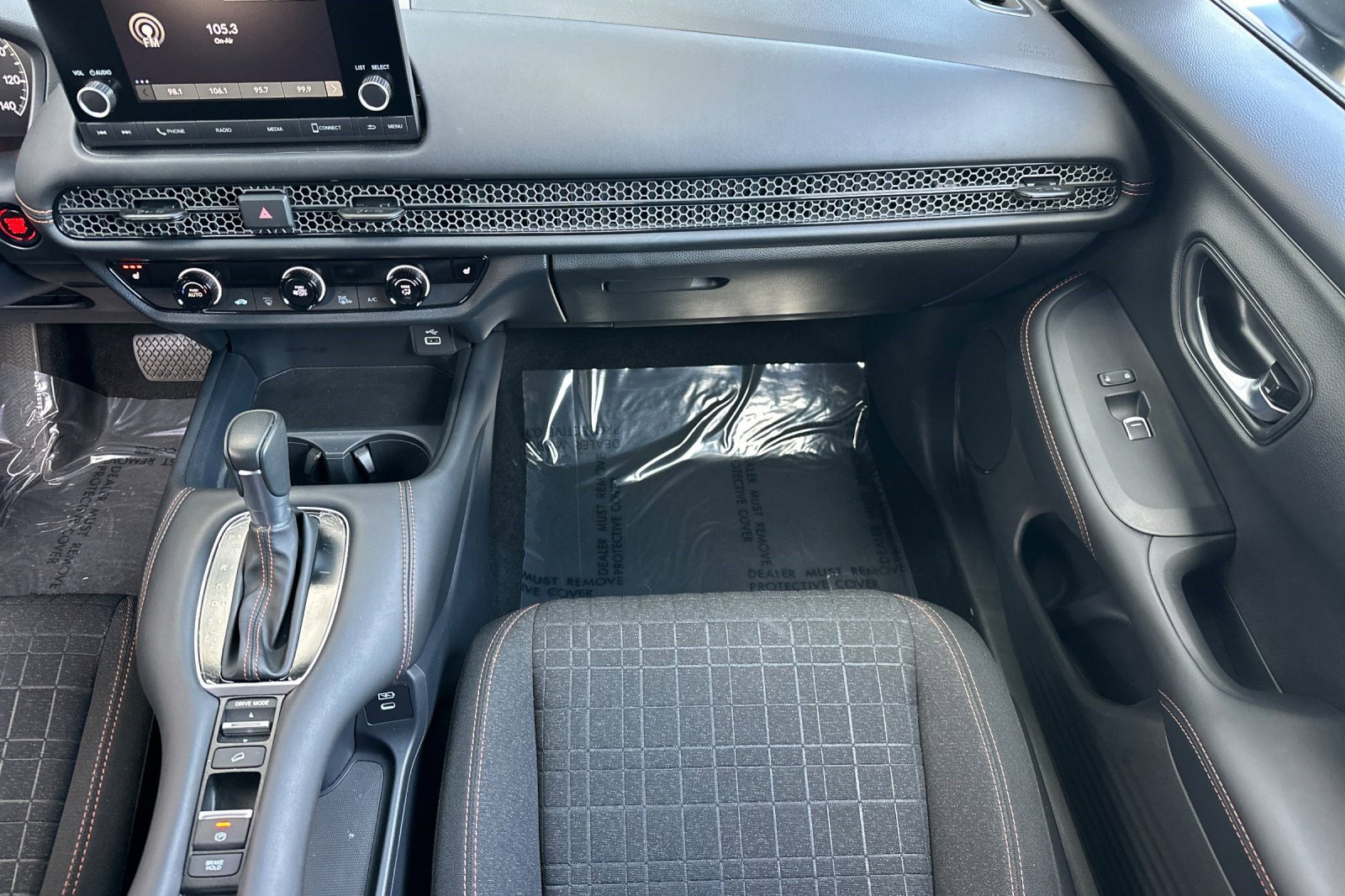 Used 2025 Honda HR-V Sport image 14