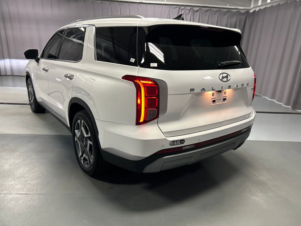 Used 2023 Hyundai Palisade SEL w/ Premium Package AWD/4WD image 5