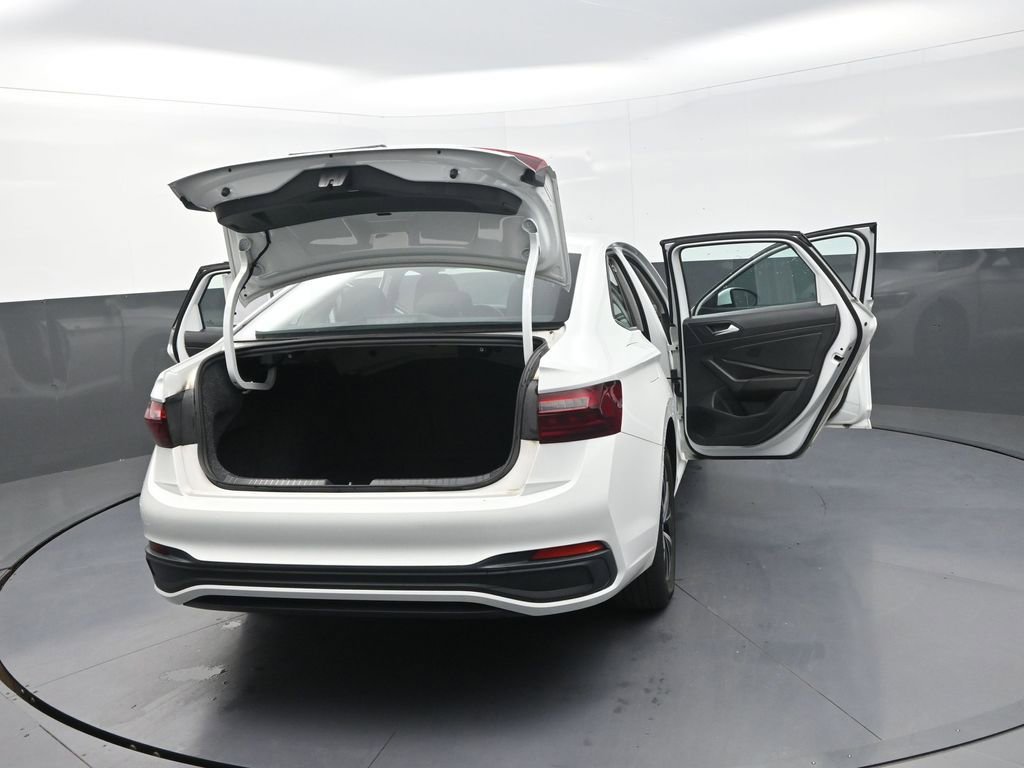 Used 2023 Volkswagen Jetta S image 35