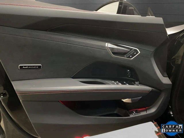 Used 2023 Audi RS e-tron GT image 30
