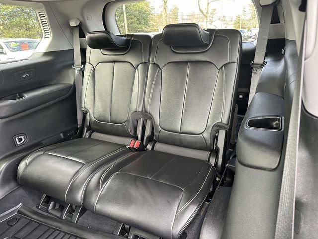 Certified 2023 Jeep Grand Cherokee L Limited w/ Black Appearance Package image 8