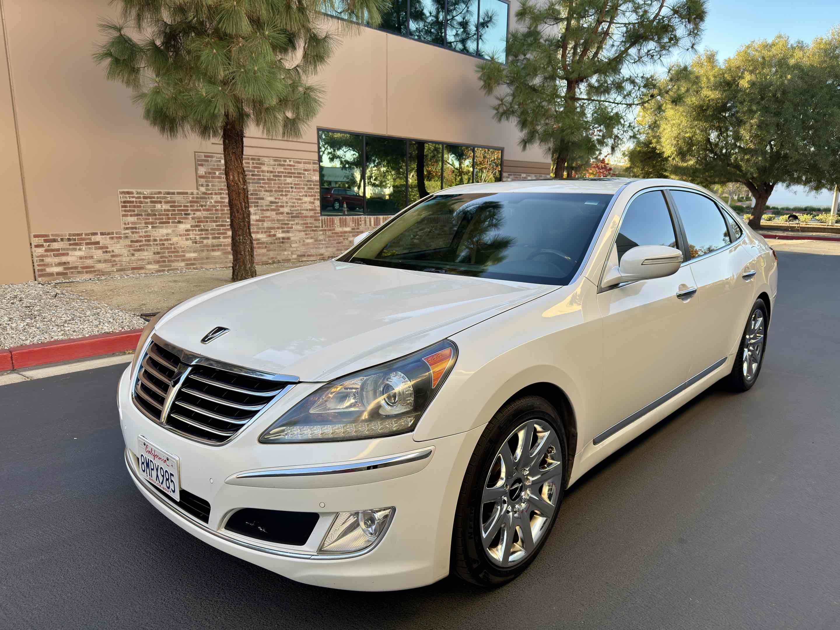 Used 2011 Hyundai Equus Ultimate image 8