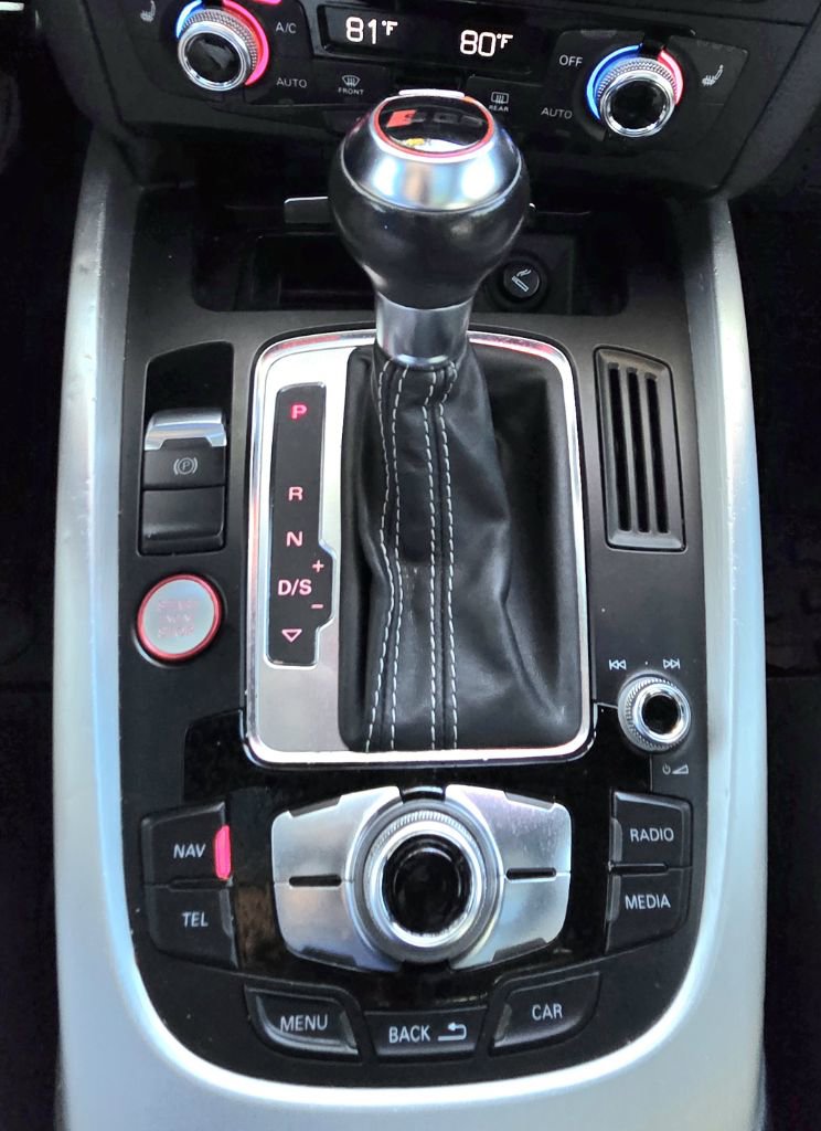 Used 2015 Audi SQ5 Premium Plus AWD/4WD image 16