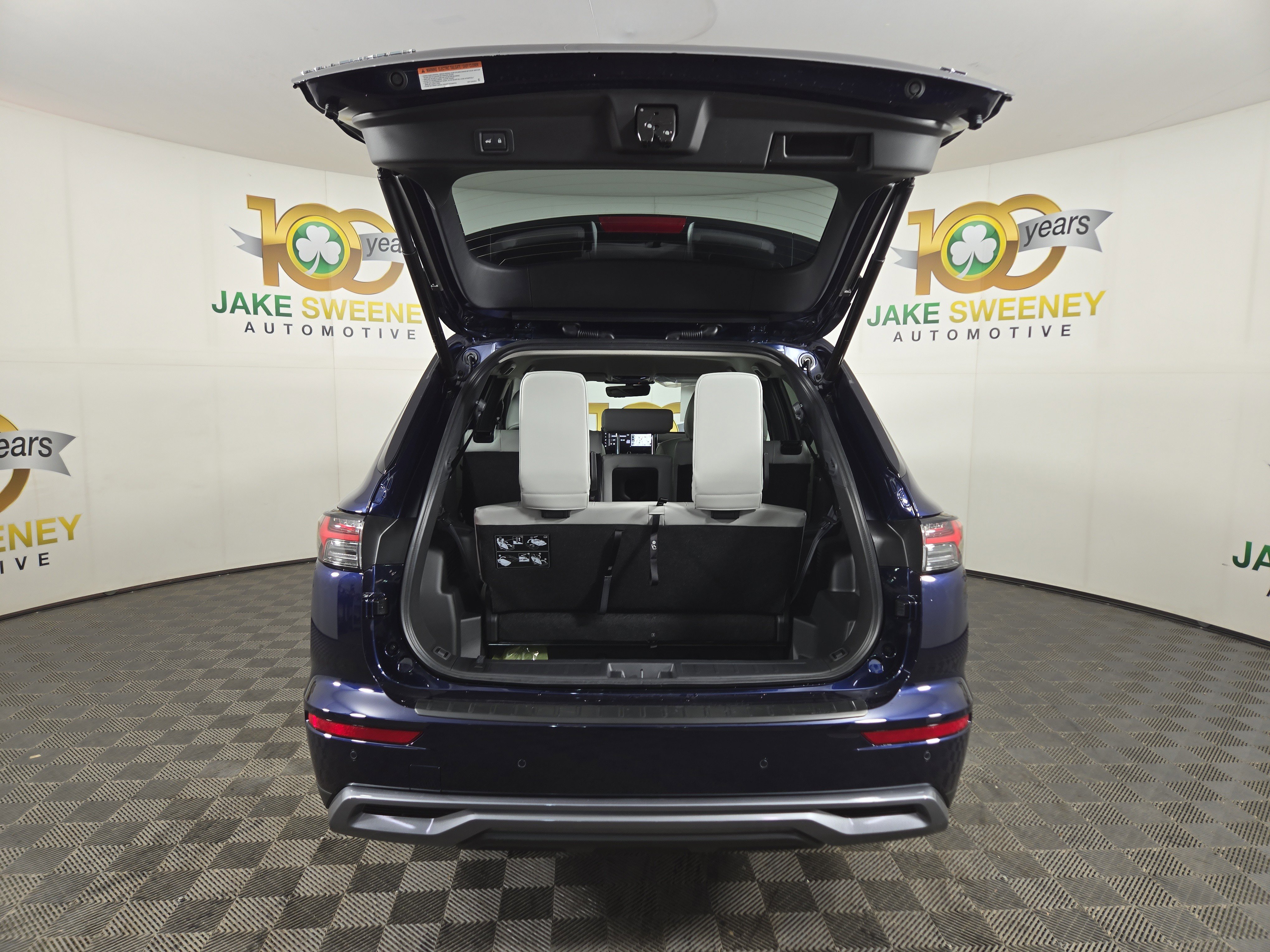 New 2026 Mitsubishi Outlander SE image 33