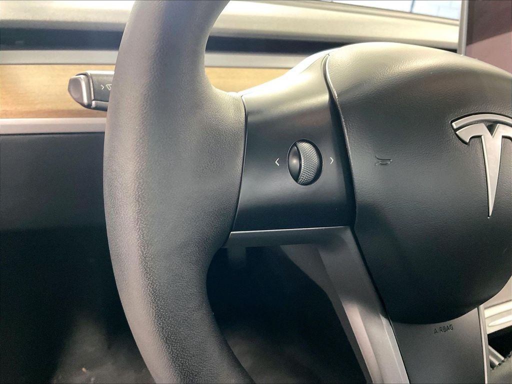Used 2023 Tesla Model 3 Standard Range RWD image 23