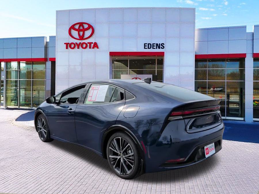 Used 2024 Toyota Prius XLE image 5