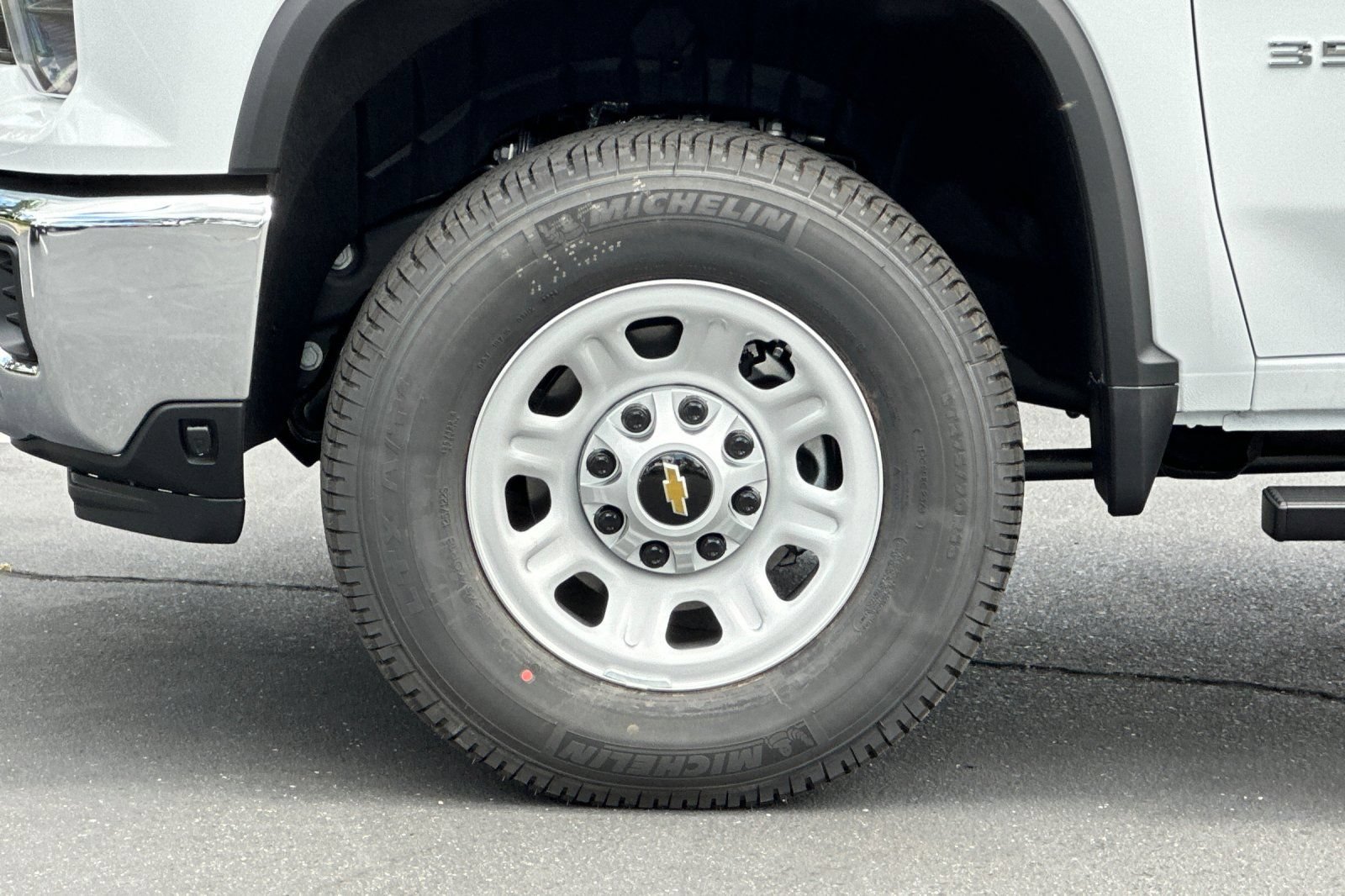 New 2026 Chevrolet Silverado 3500 W/T w/ WT/CX Safety Package AWD/4WD image 23