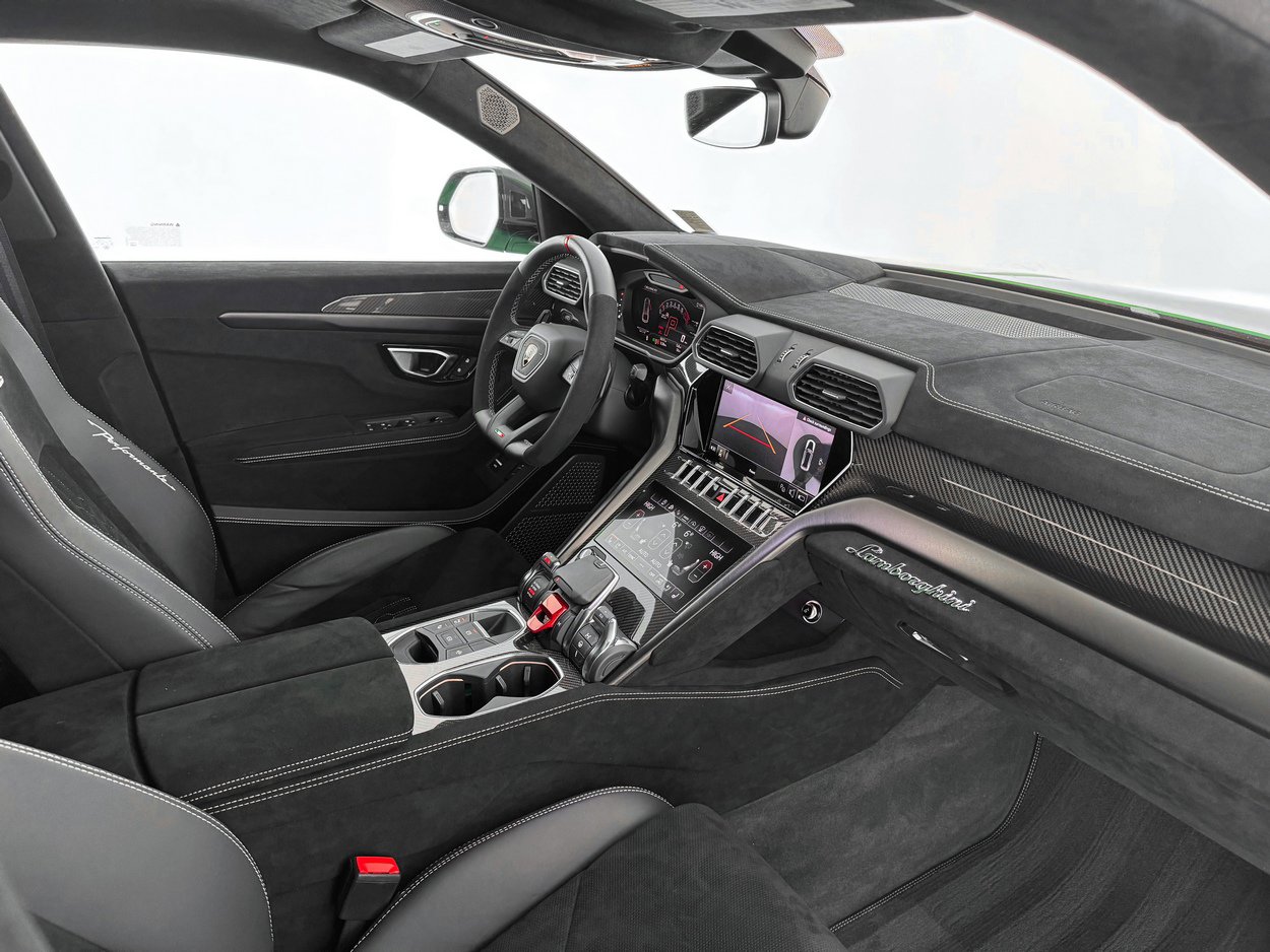 Used 2024 Lamborghini Urus Performante image 29