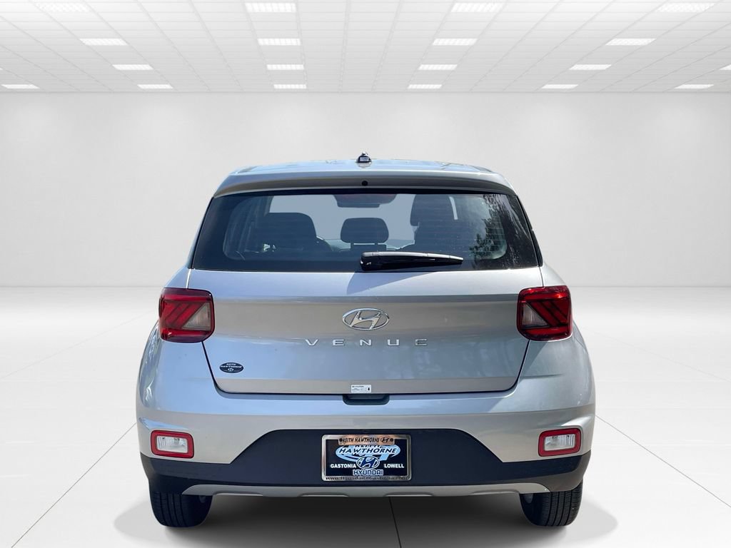 New 2026 Hyundai Venue SE FWD image 5