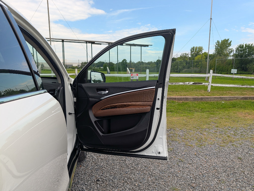 Used 2019 Acura MDX w/ Technology Package AWD/4WD image 13