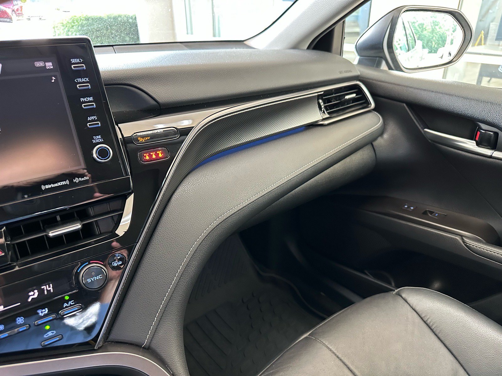Used 2021 Toyota Camry XSE FWD image 30