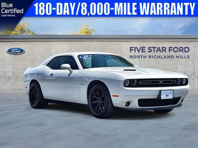 Used 2018 Dodge Challenger R/T RWD image 1