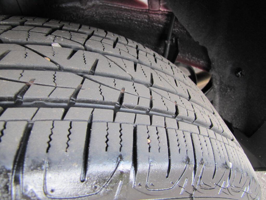 Used 2024 Toyota RAV4 LE image 19