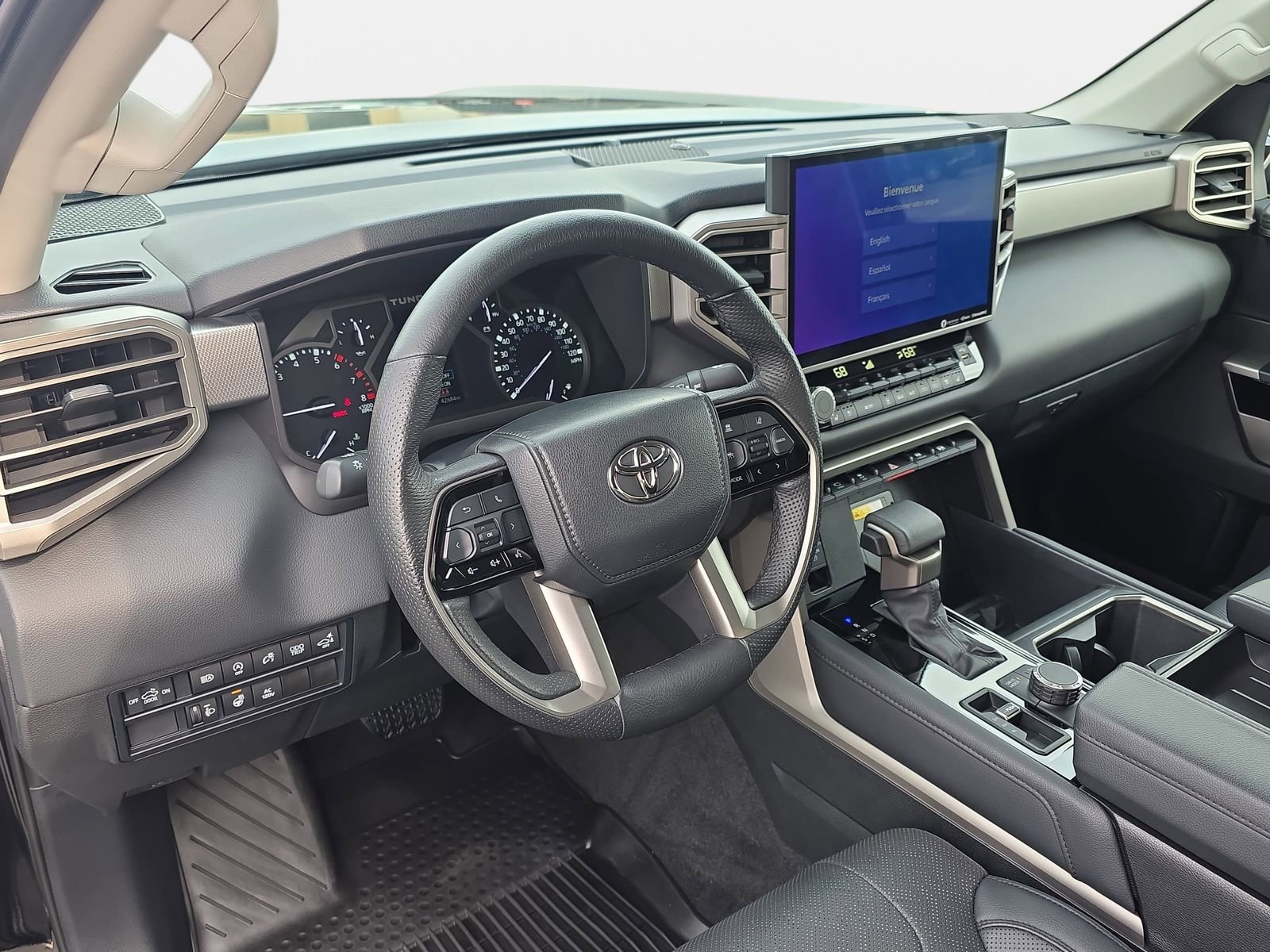 Used 2023 Toyota Tundra Limited image 15