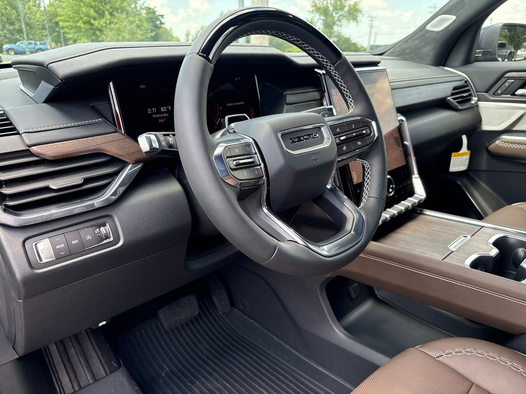New 2026 GMC Acadia Denali Ultimate w/ LPO, Floor Liner Package AWD/4WD image 10