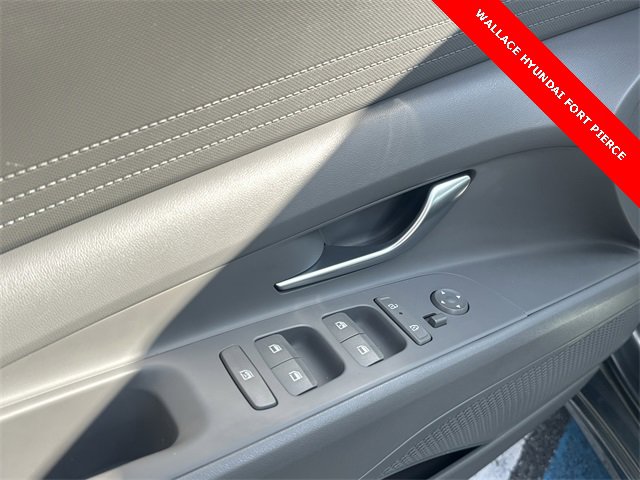 Used 2024 Hyundai Elantra SEL image 16