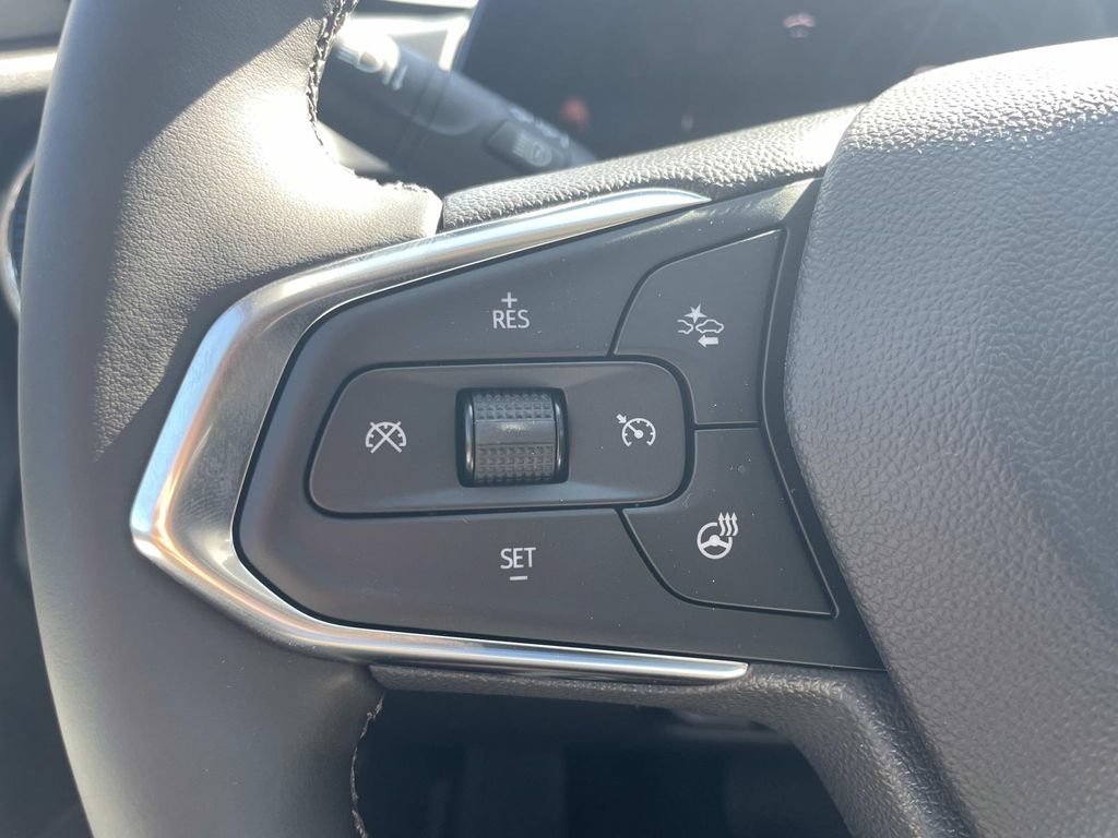 New 2026 Chevrolet Trax LT w/ Sunroof Package FWD image 22