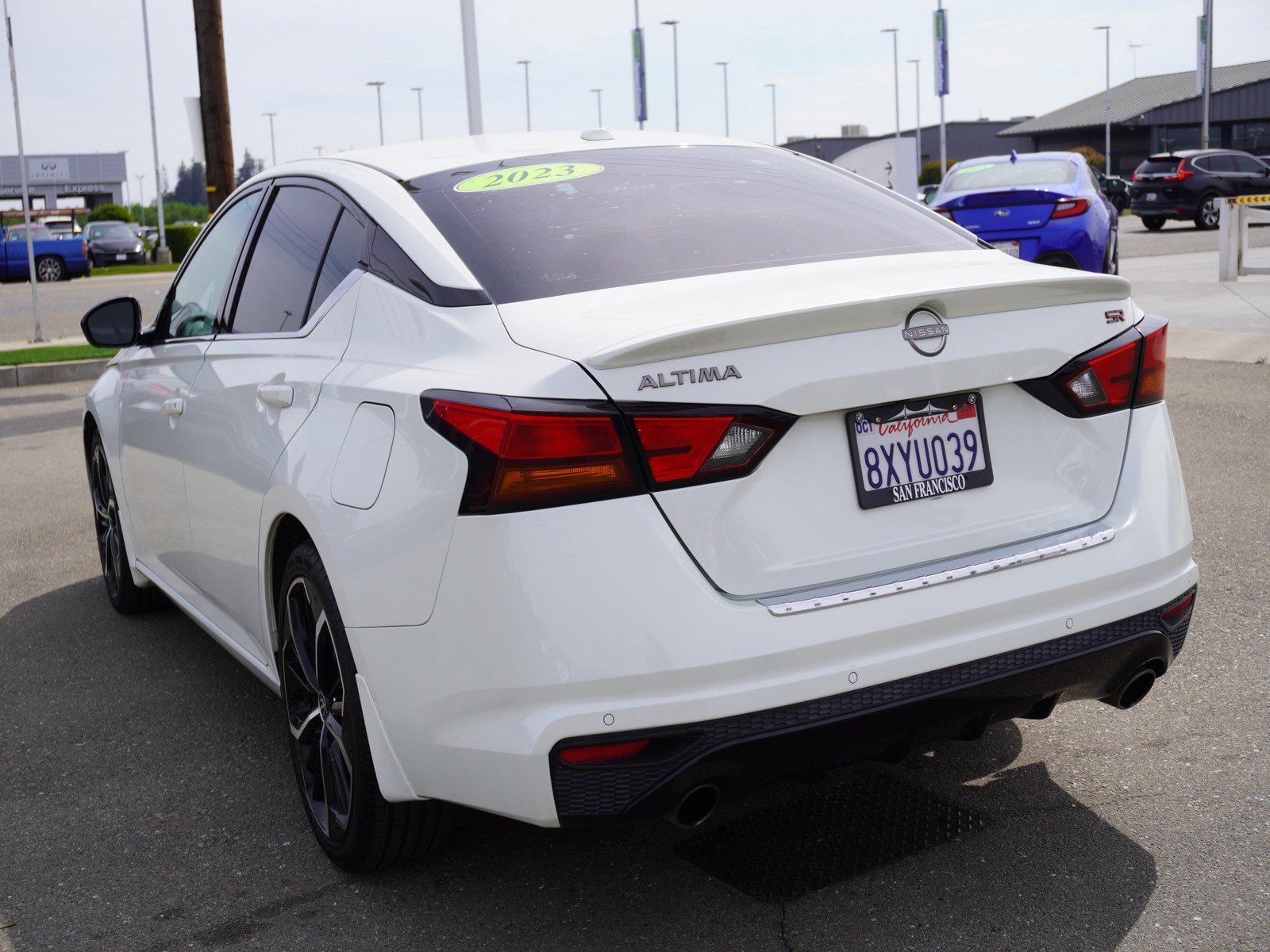 Used 2023 Nissan Altima 2.5 SR w/ SR Premium Package FWD image 8