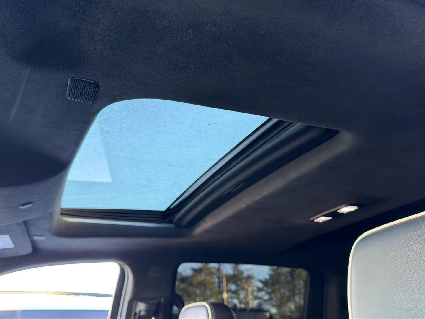 Used 2022 GMC Sierra 1500 AT4X image 15