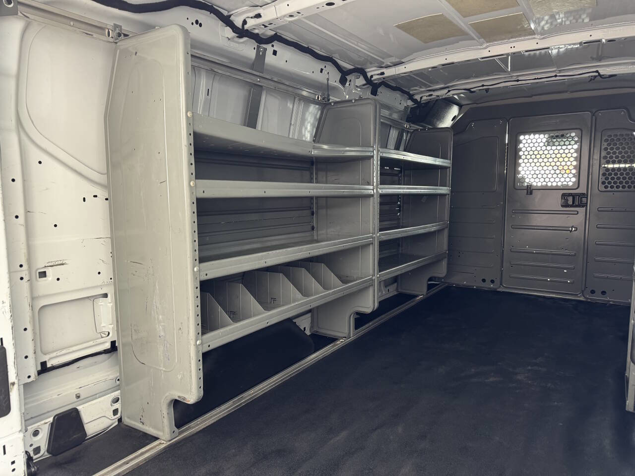 Used 2018 Ford Transit 250 148 Low Roof image 10