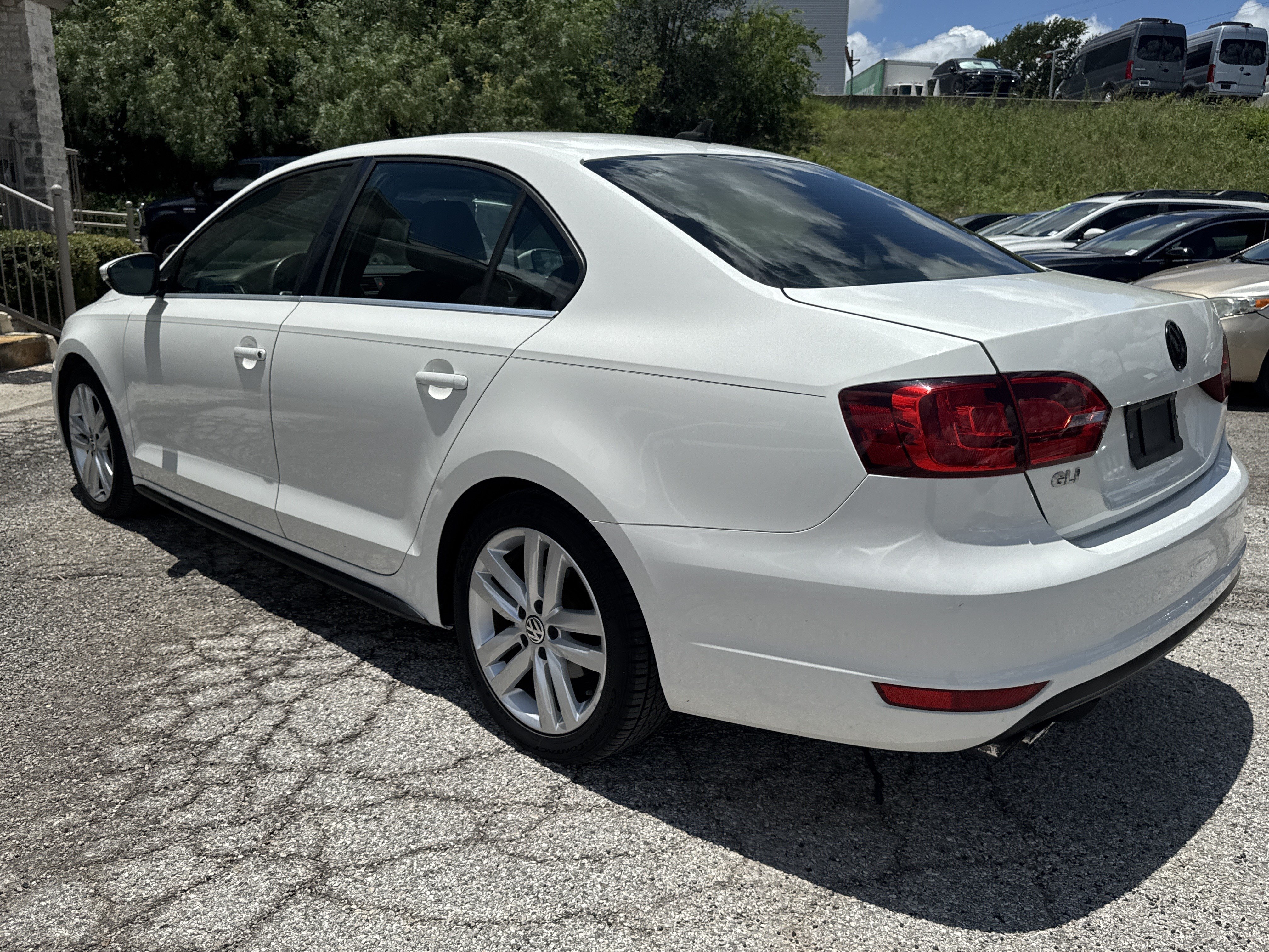 Used 2012 Volkswagen Jetta GLI FWD image 5