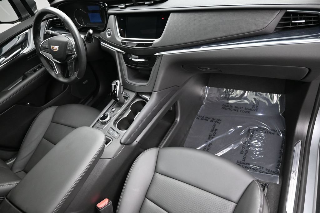 Certified 2024 Cadillac XT5 Premium Luxury AWD/4WD image 30