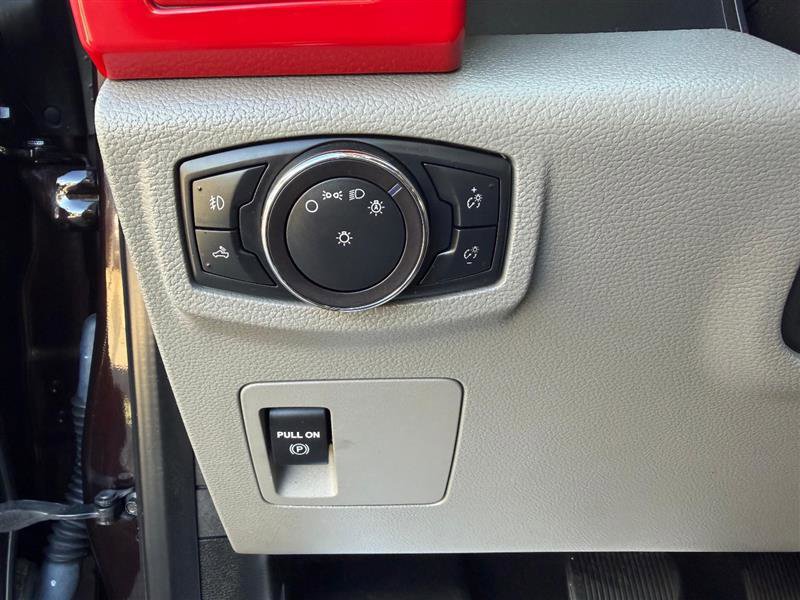 Used 2019 Ford F150 XLT image 39