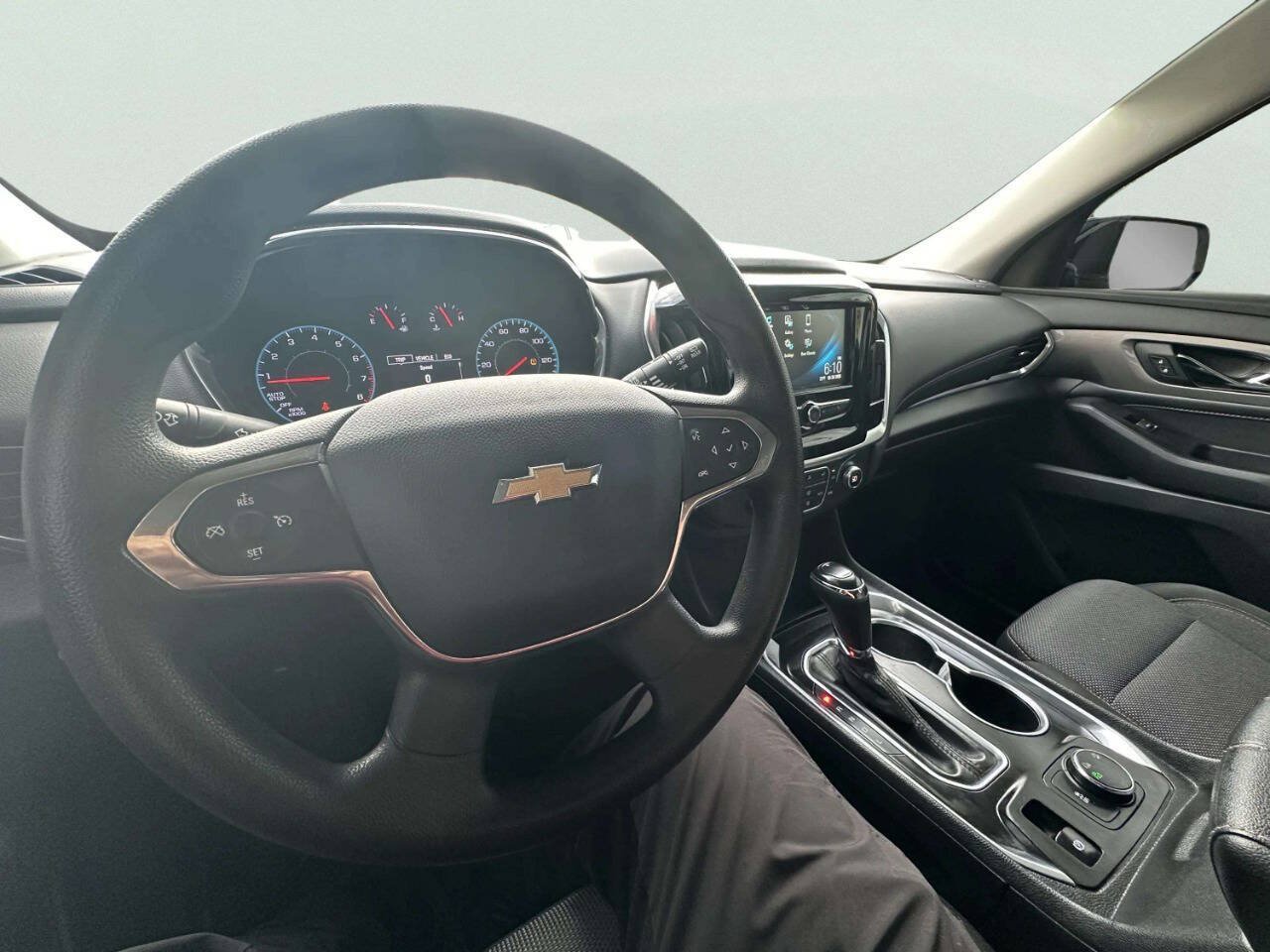 Used 2019 Chevrolet Traverse LS AWD/4WD image 33