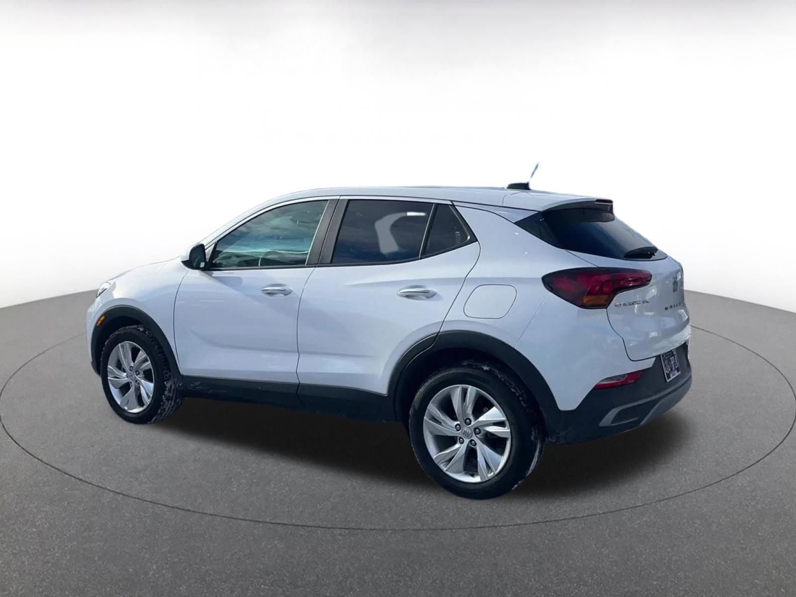 Used 2025 Buick Encore GX Preferred image 10